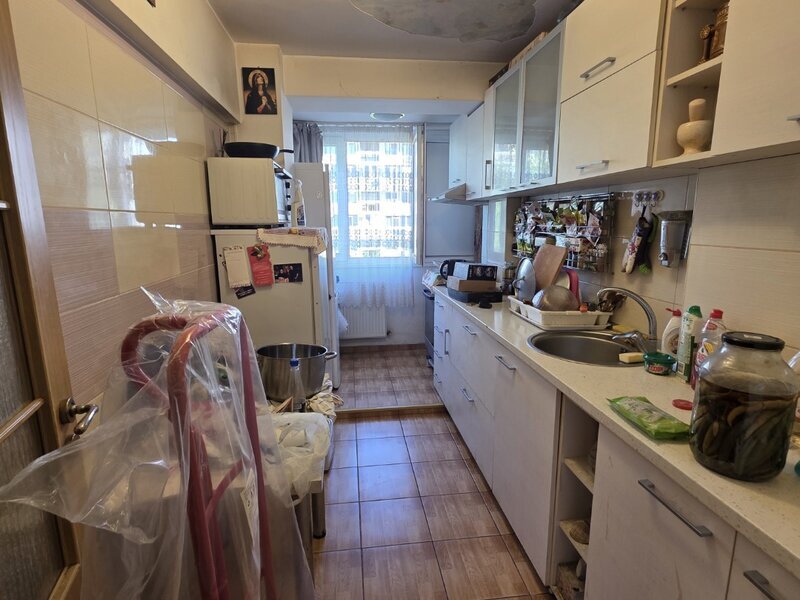 Campia Libertatii, intersectie Gheorghe Petrascu, 10 minute metrou Muncii